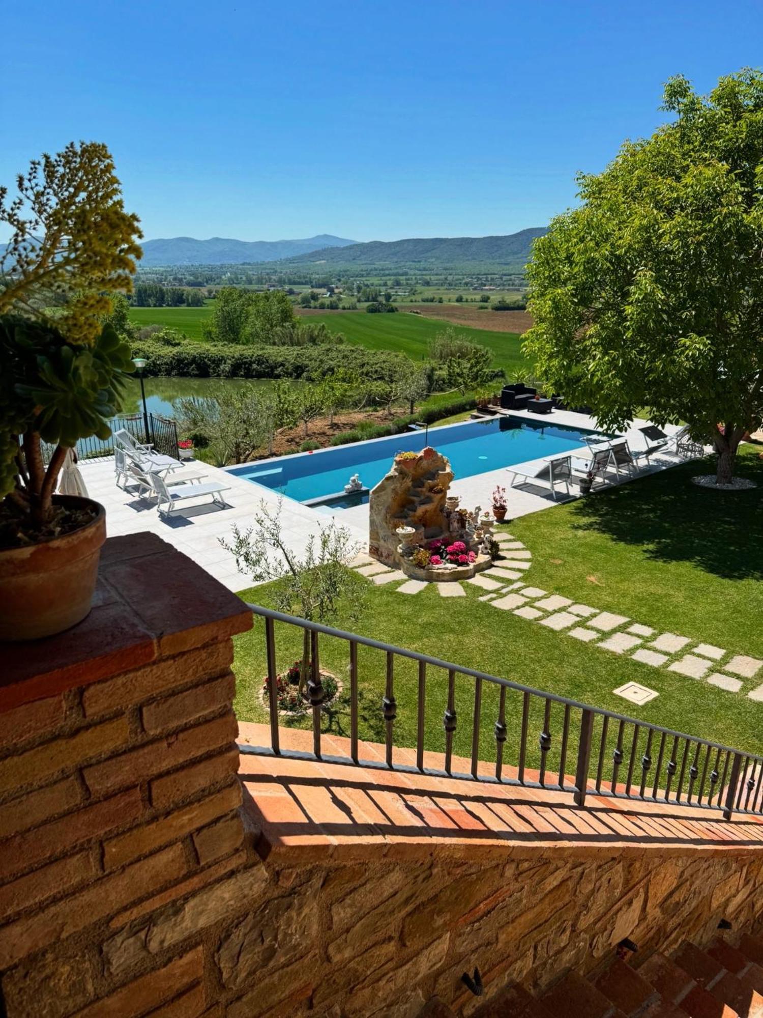 Villa Aquila Agello ภายนอก รูปภาพ