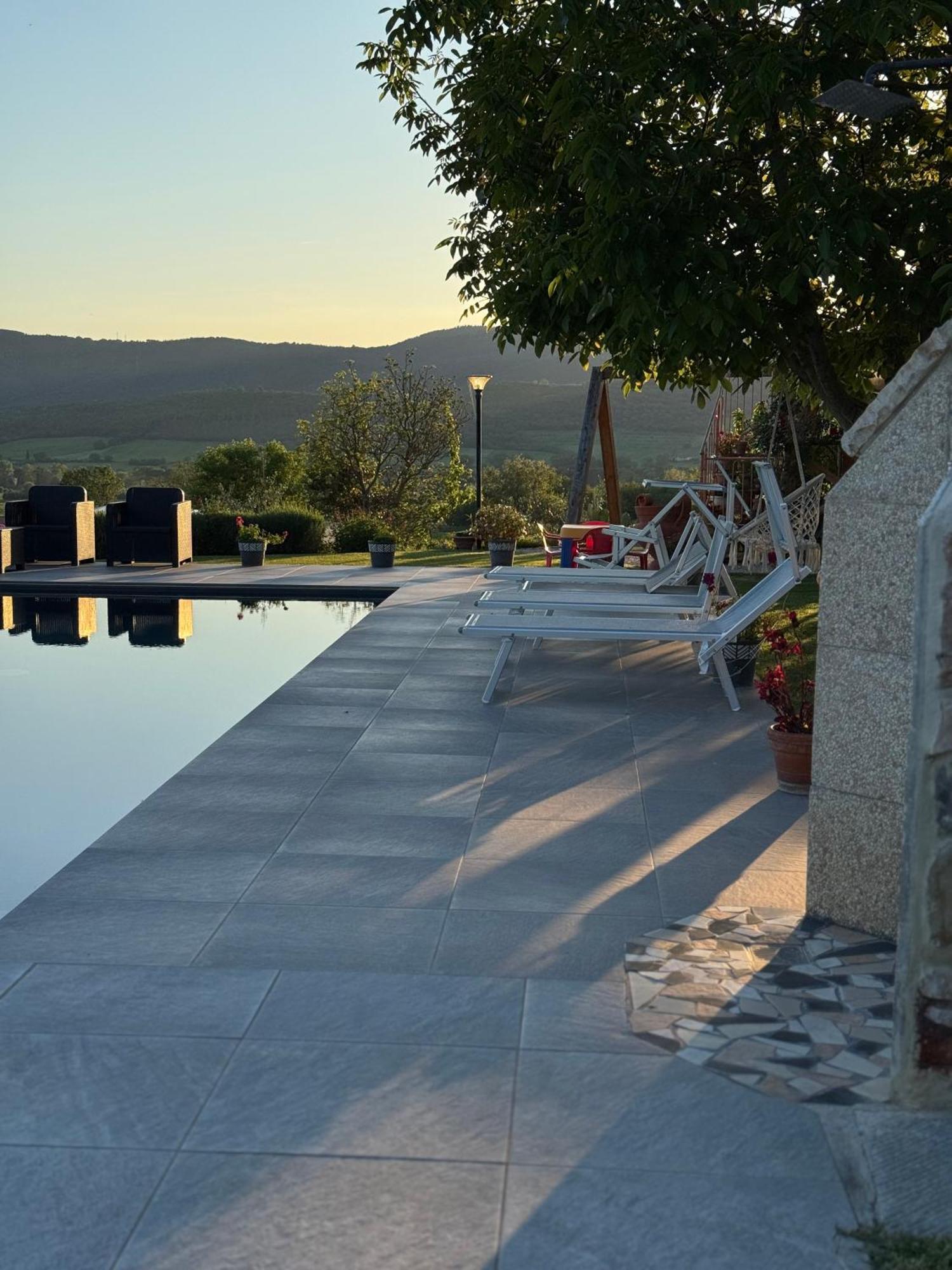Villa Aquila Agello ภายนอก รูปภาพ