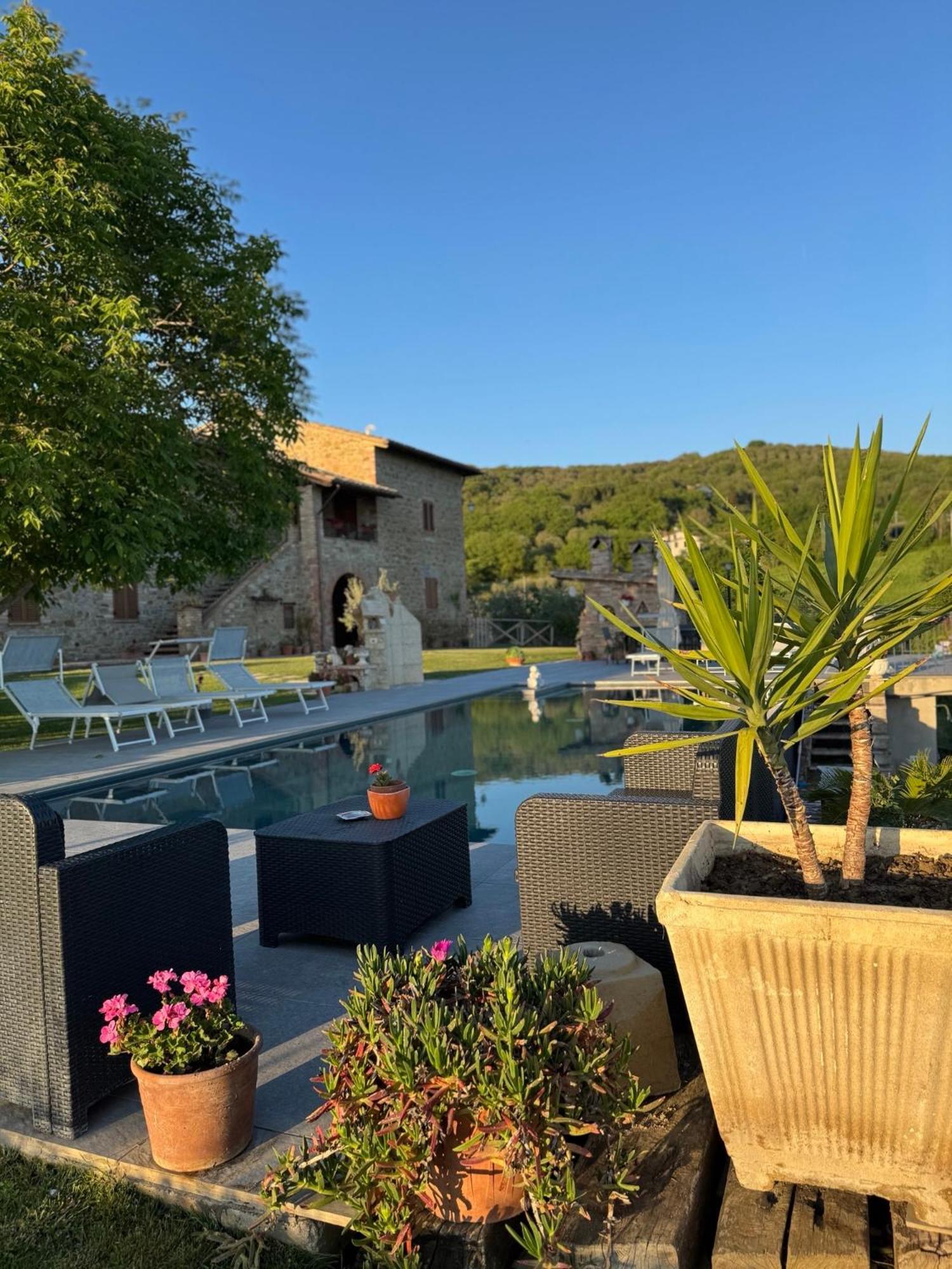 Villa Aquila Agello ภายนอก รูปภาพ